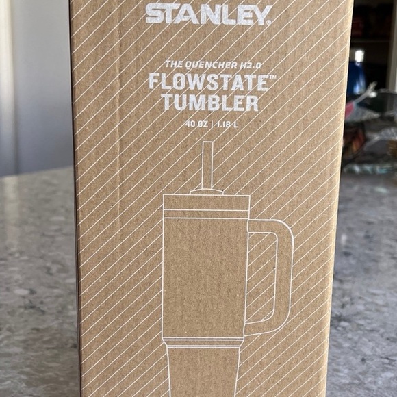 BRAND NEW STANLEY DESIGNER TUMBLER 40 oz IN A BOX - Picture 6 of 6